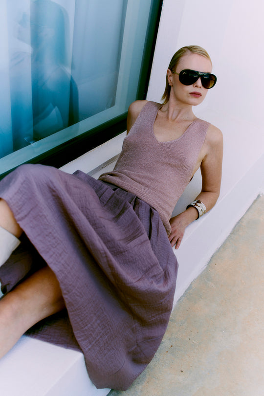 CMMETA - VENDBAR STRIKKET TOP MED METALLISK TRÅD I BEIGE