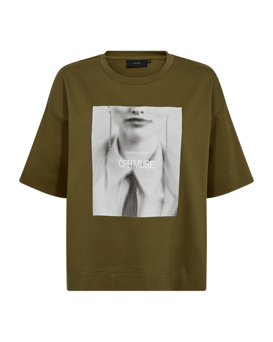 CMMUSE - T-SHIRT I KHAKIGRØN