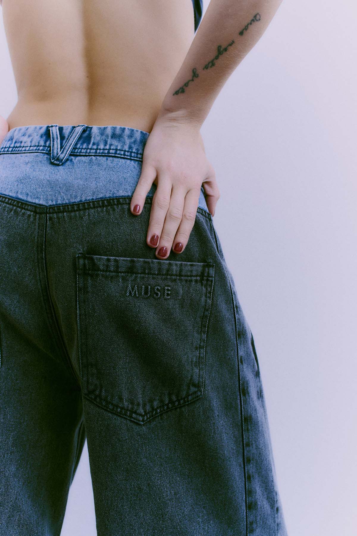 CMCHARLEE - DENIMJEANS I SORT OG BLÅ