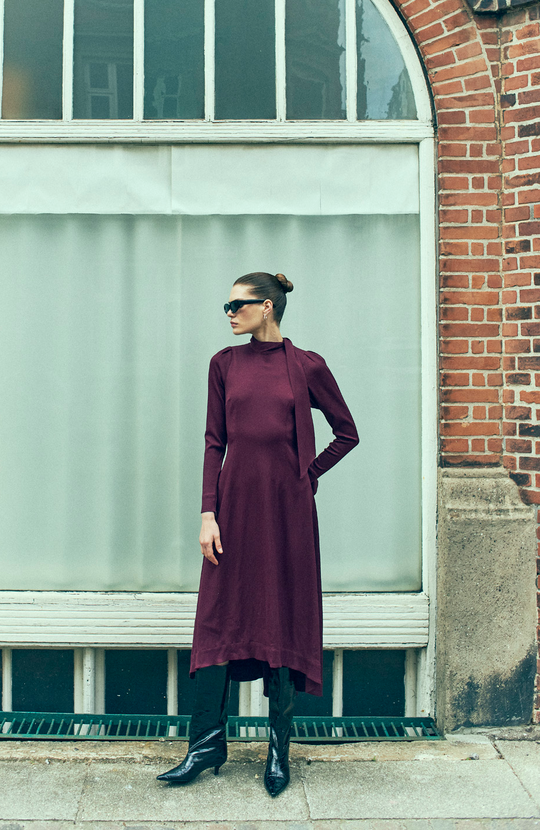 CMVIANNA - KJOLE I RØD