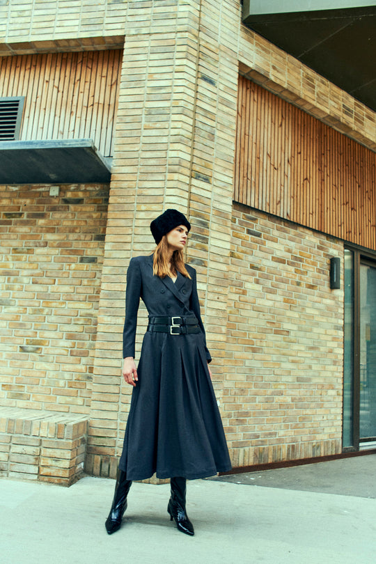 CMTAILOR - NEDERDEL MED DOBBELTBÆLTE I GRÅ