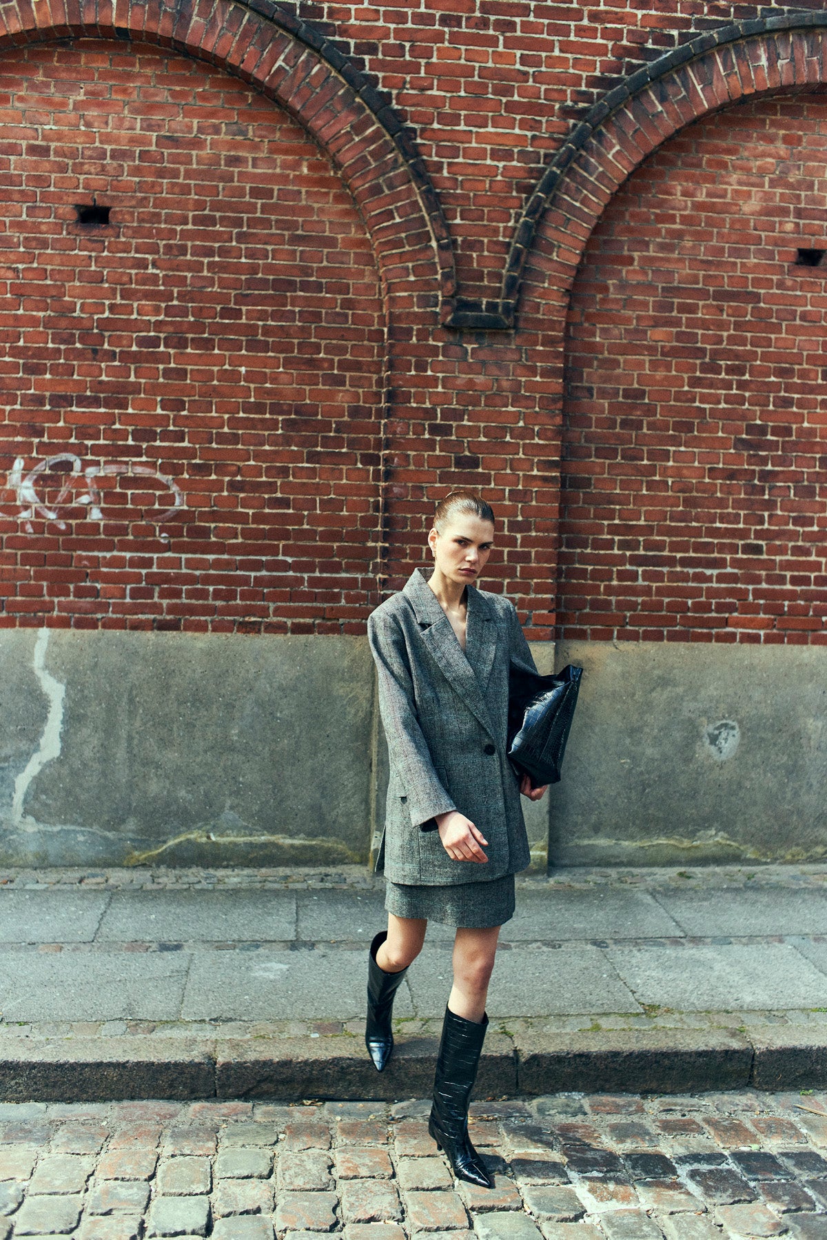 CMJADEN - BLAZER I ULDBLANDING I MØRKEGRÅ MELERET