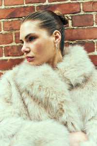 CMPLUSHY - FAUX FUR JAKKE I BEIGE