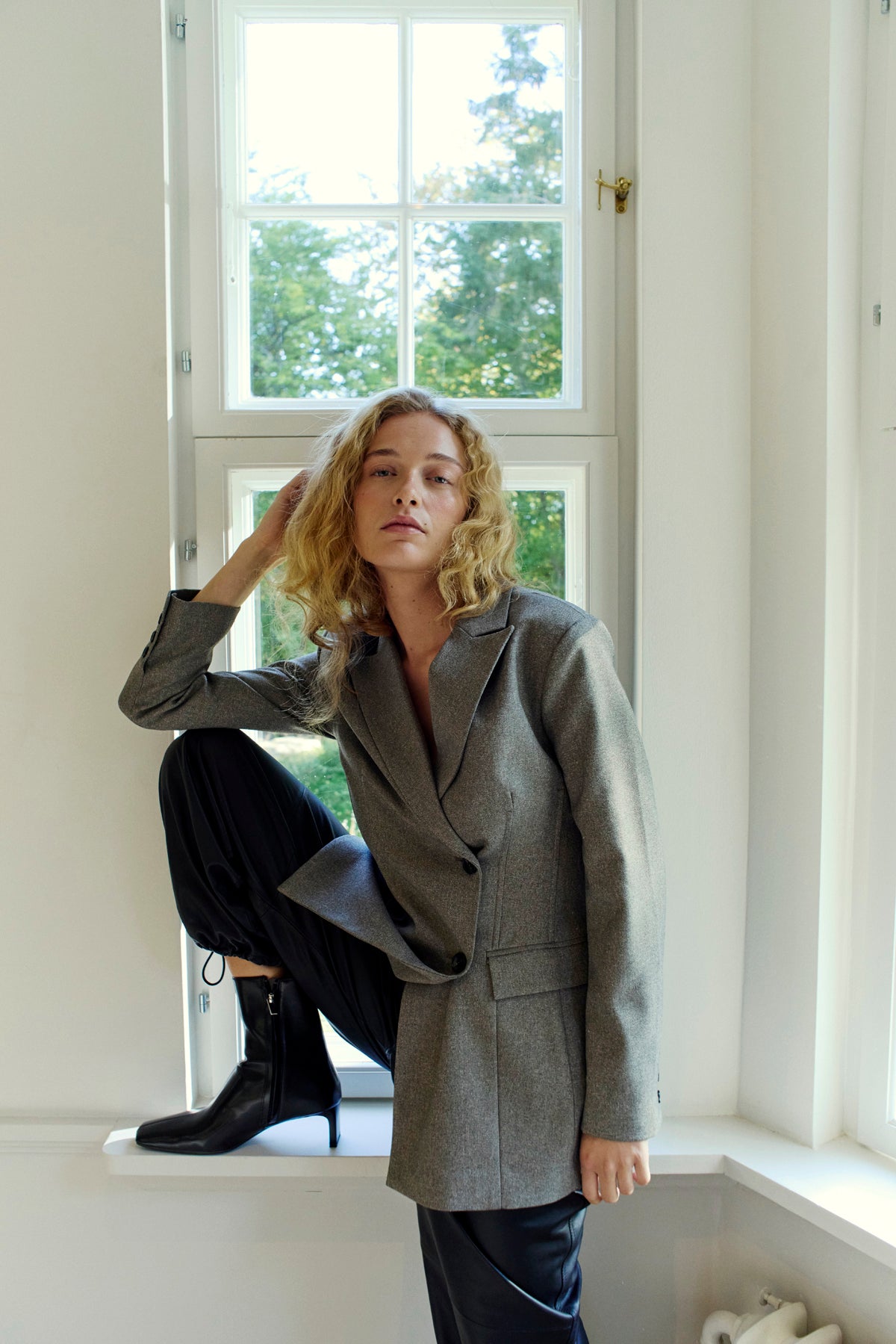 CMROYAL - LAMMESKINDSBUKSER I SORT