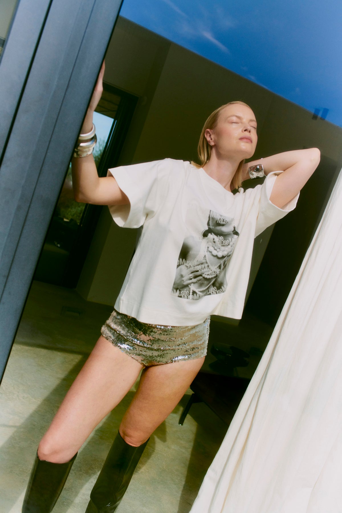 CMMUSE - T-SHIRT I RÅHVID