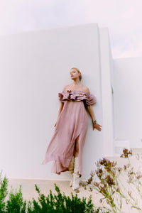 CMMOLLY - OFF-SHOULDER KJOLE MED FLÆSEKANT I ROSA