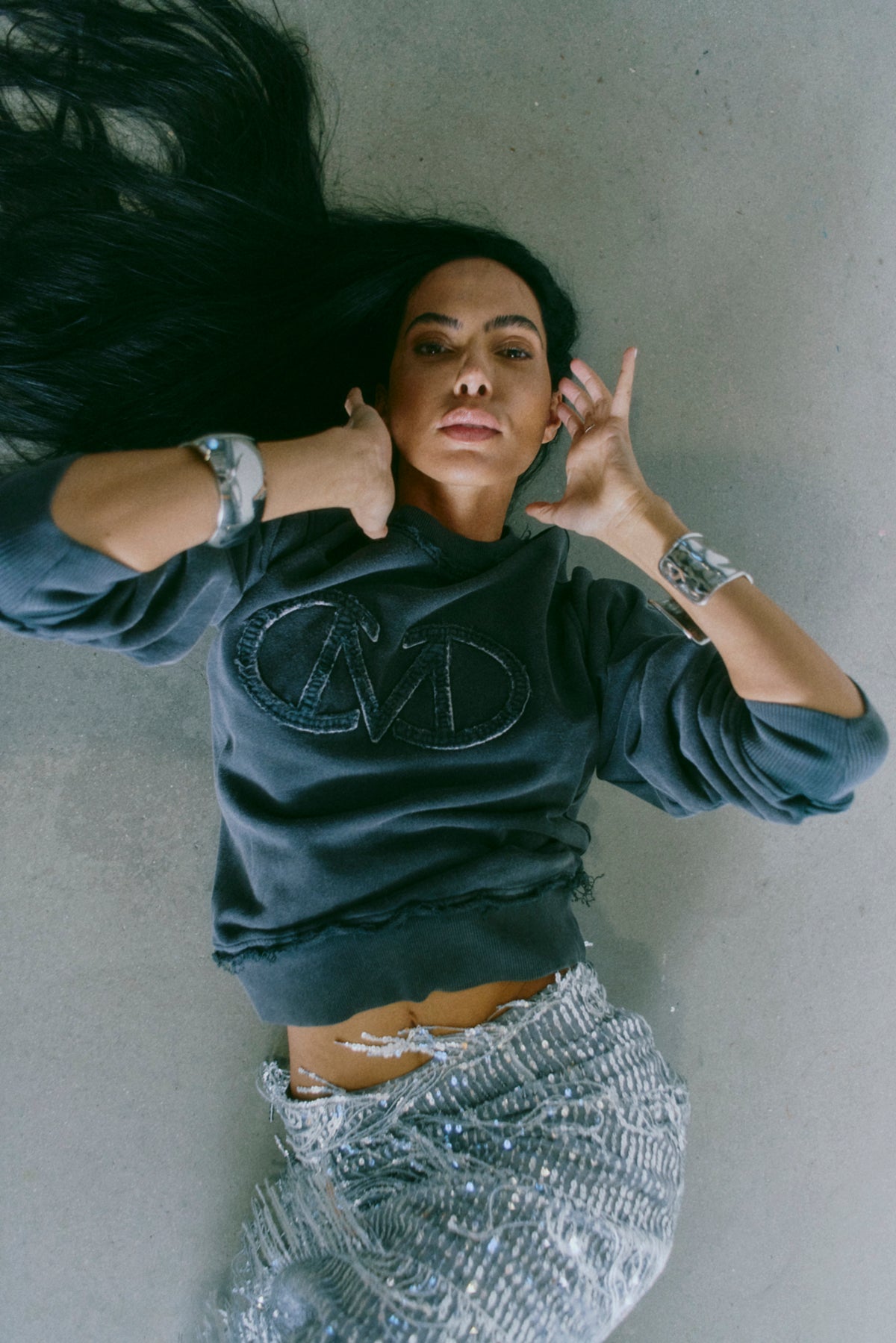CMROCO – SWEATSHIRT MED LOGODETALJE I GRÅ