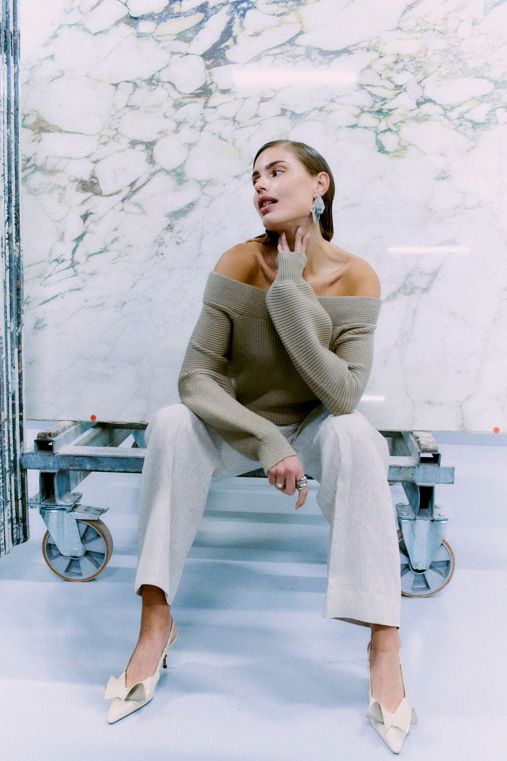 CMCOLIN - RIBSTRIKKET PULLOVER I BEIGE