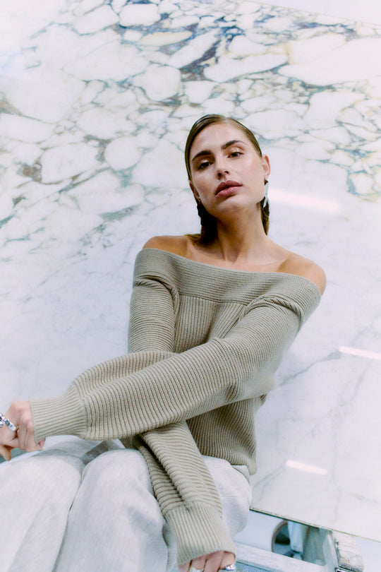 CMCOLIN - RIBSTRIKKET PULLOVER I BEIGE