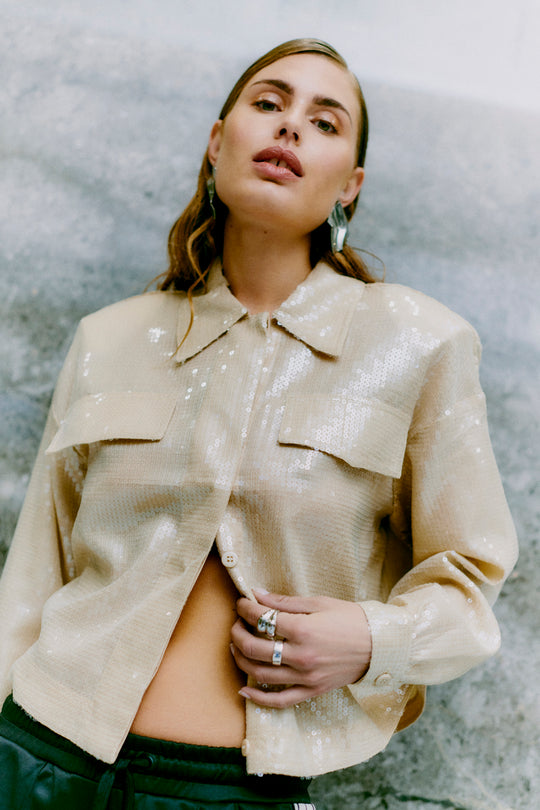 CMTRUCKER - JAKKE MED PAILLETTER I BEIGE