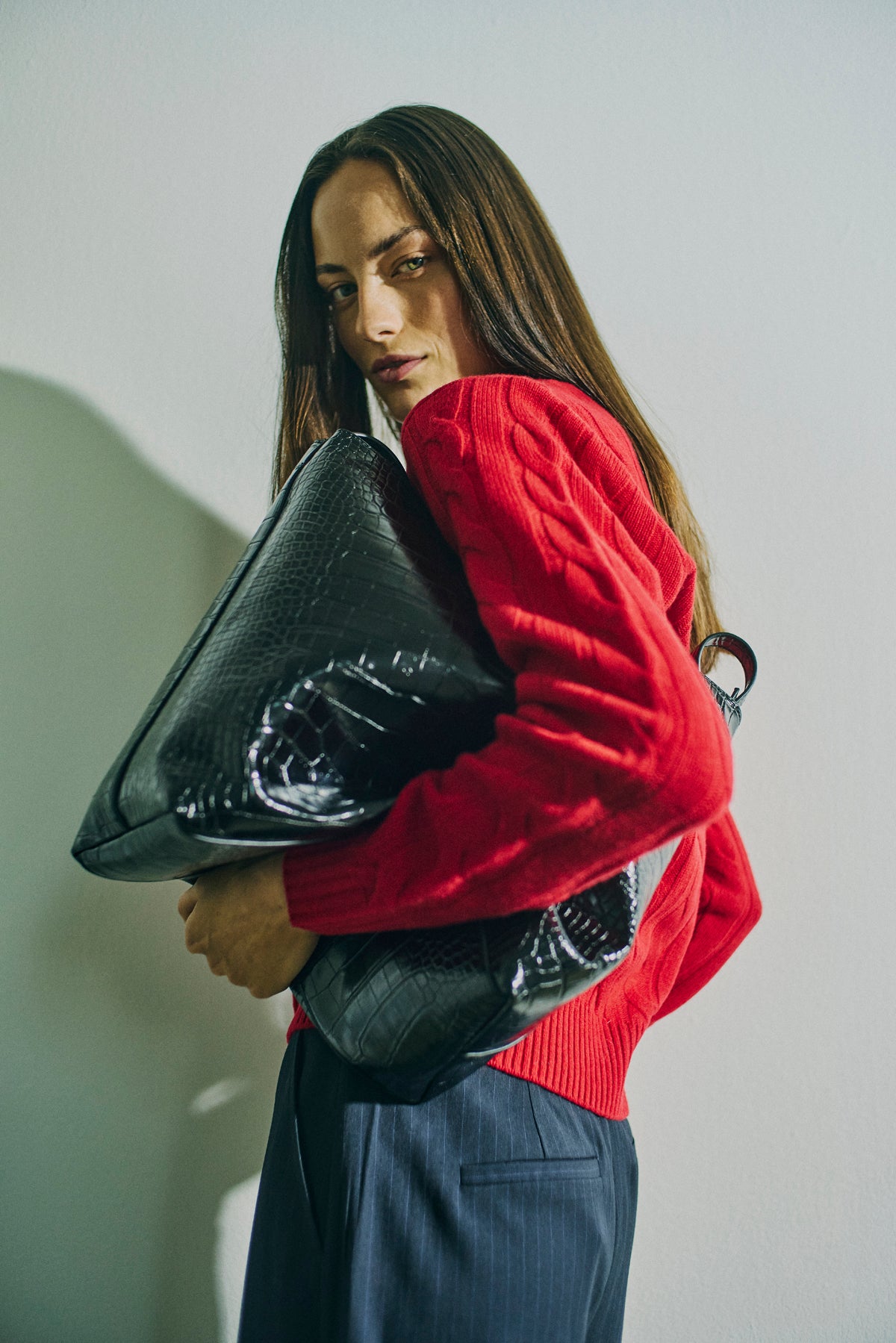 CMCASHA - CARDIGAN MED BRODERET LOGODETALJE I RØD