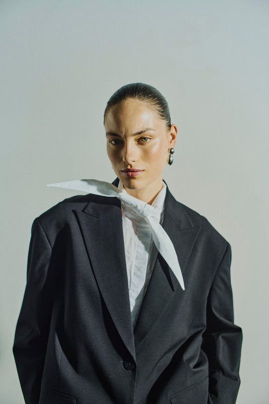 CMPOPLIN - SKJORTE MED TØRKLÆDEDETALJE I HVID