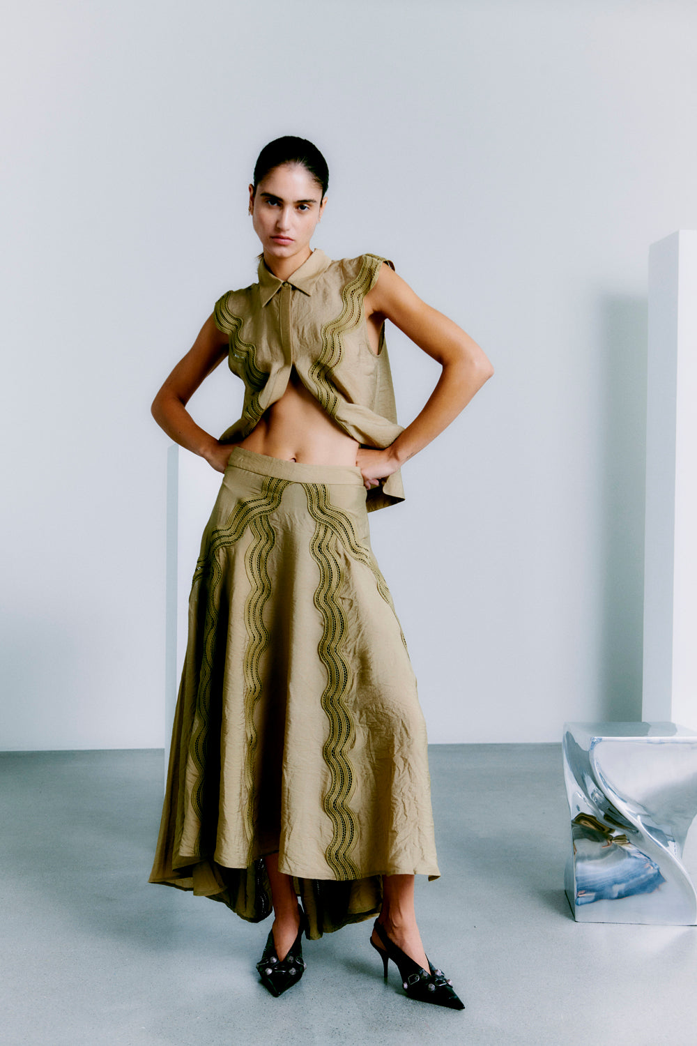 CMCOLE - SKJORTE MED BLONDER I GRØN