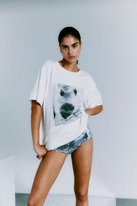 CMMUSE - T-SHIRT I RÅHVID