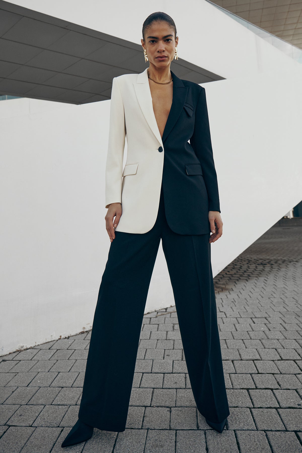 CMTAILOR - LANG BLAZER I GRÅ,RÅHVID