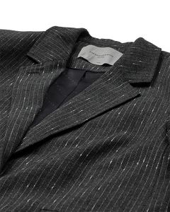 CMTRINA - BLAZER MED SILDEBENSMØNSTER OG NÅLESTRIB I GRÅ