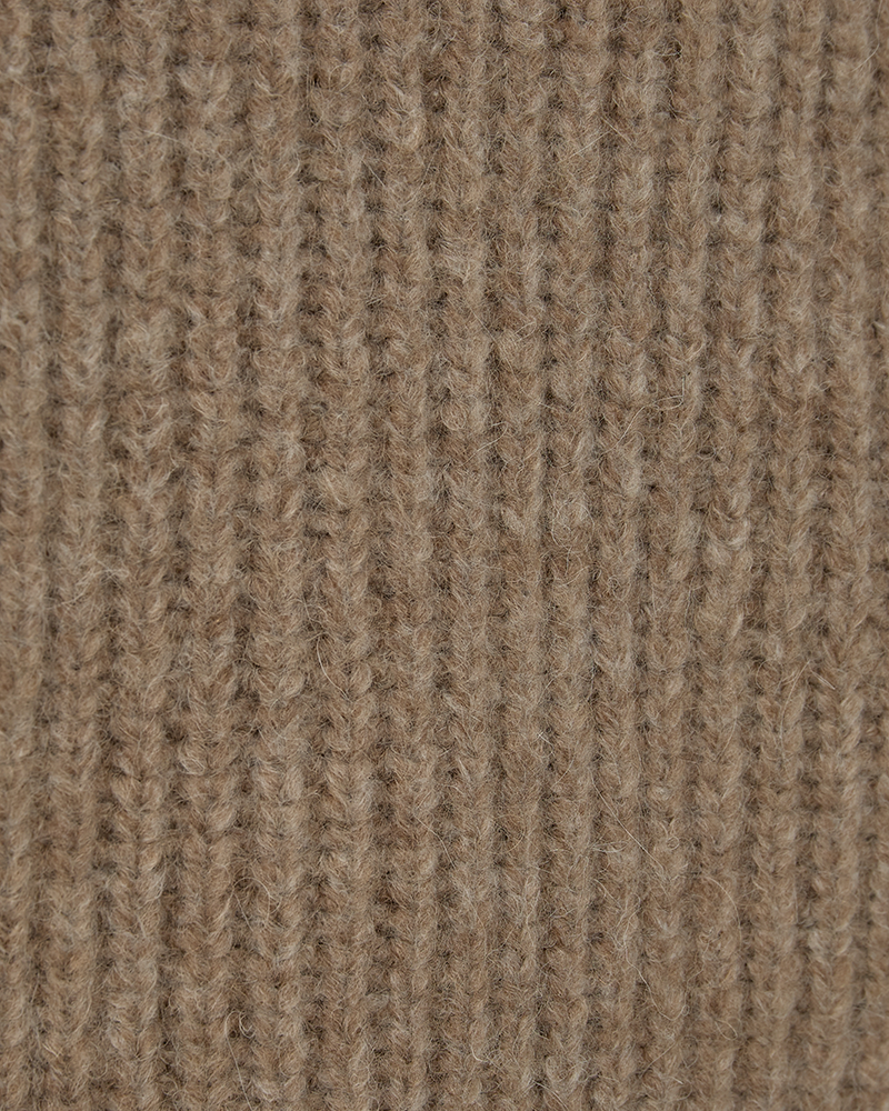CMANDREA - RIBSTRIKKET PULLOVER I BEIGE