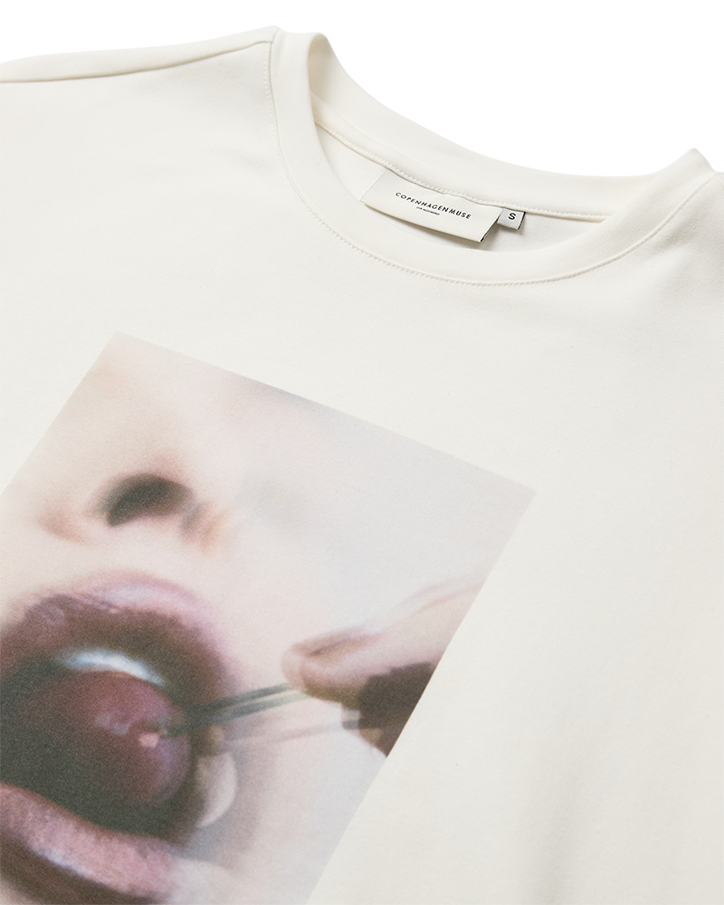 CMMUSE - T-SHIRT I RÅHVID
