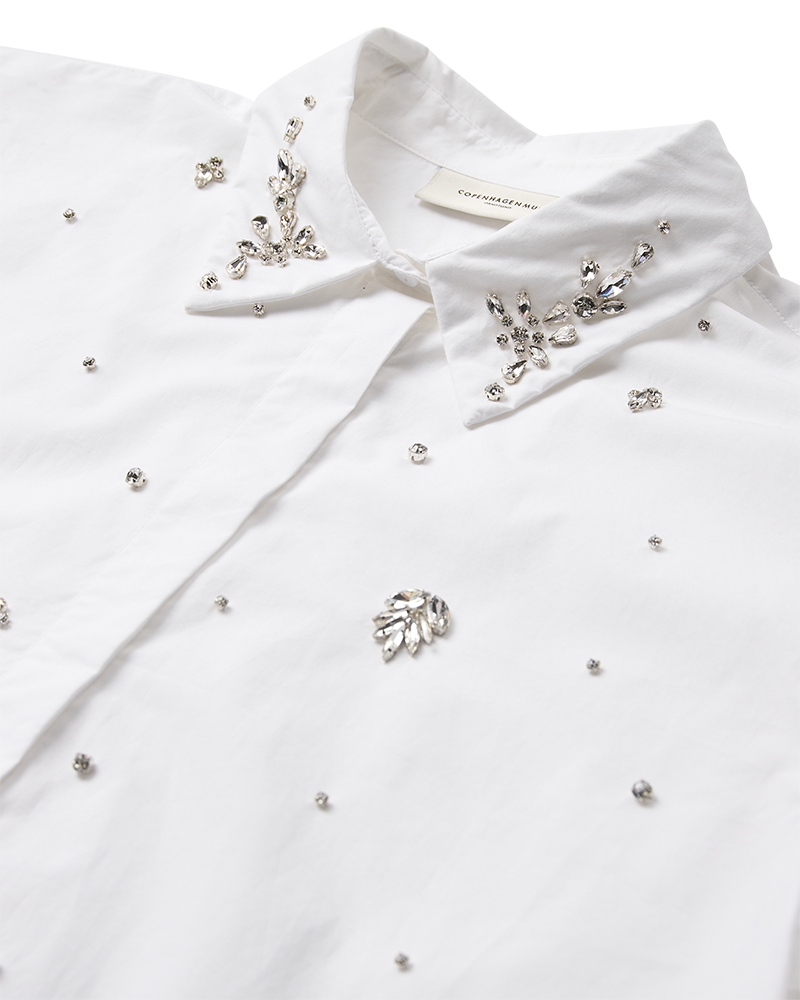 CMVATAN - SKJORTE MED SIMILISTEN I HVID