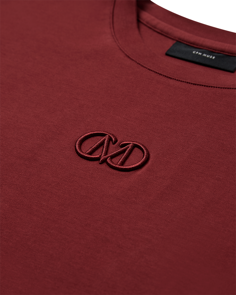 CMMUSE - T-SHIRT I RØD