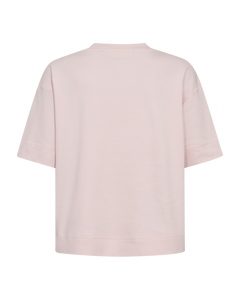 CMMUSE - T-SHIRT I LYSERØD