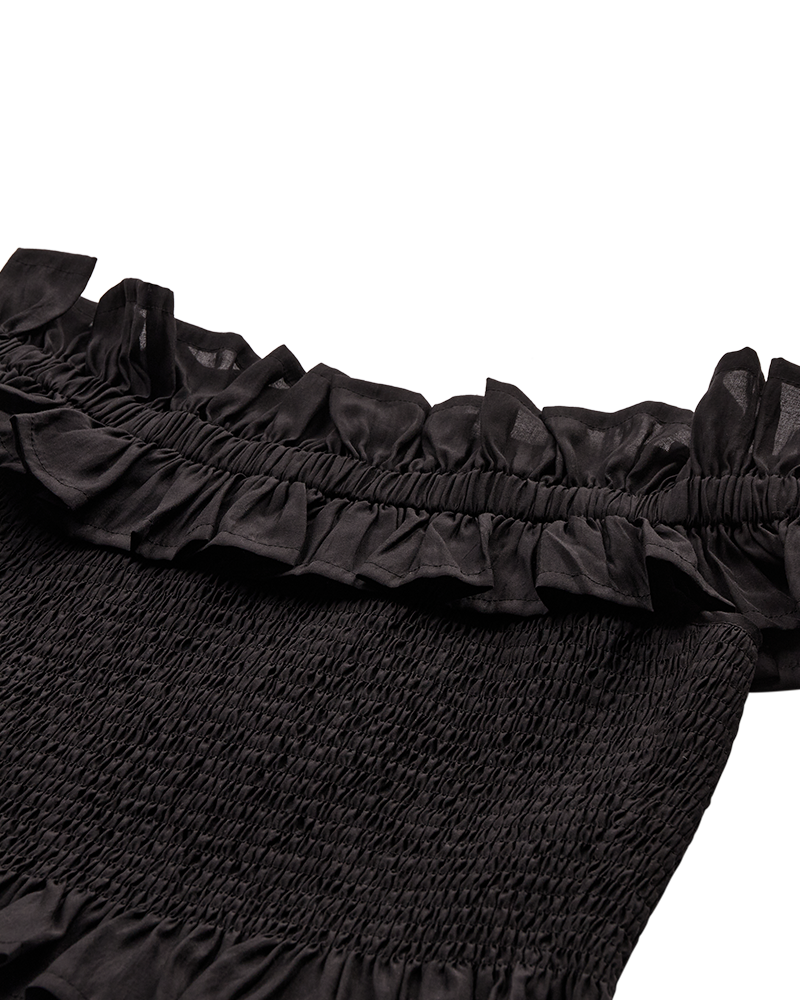CMMOLLY - OFF-SHOULDER BLUSE MED FLÆSER I SORT