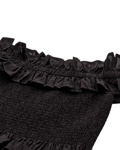 CMMOLLY - OFF-SHOULDER BLUSE MED FLÆSER I SORT