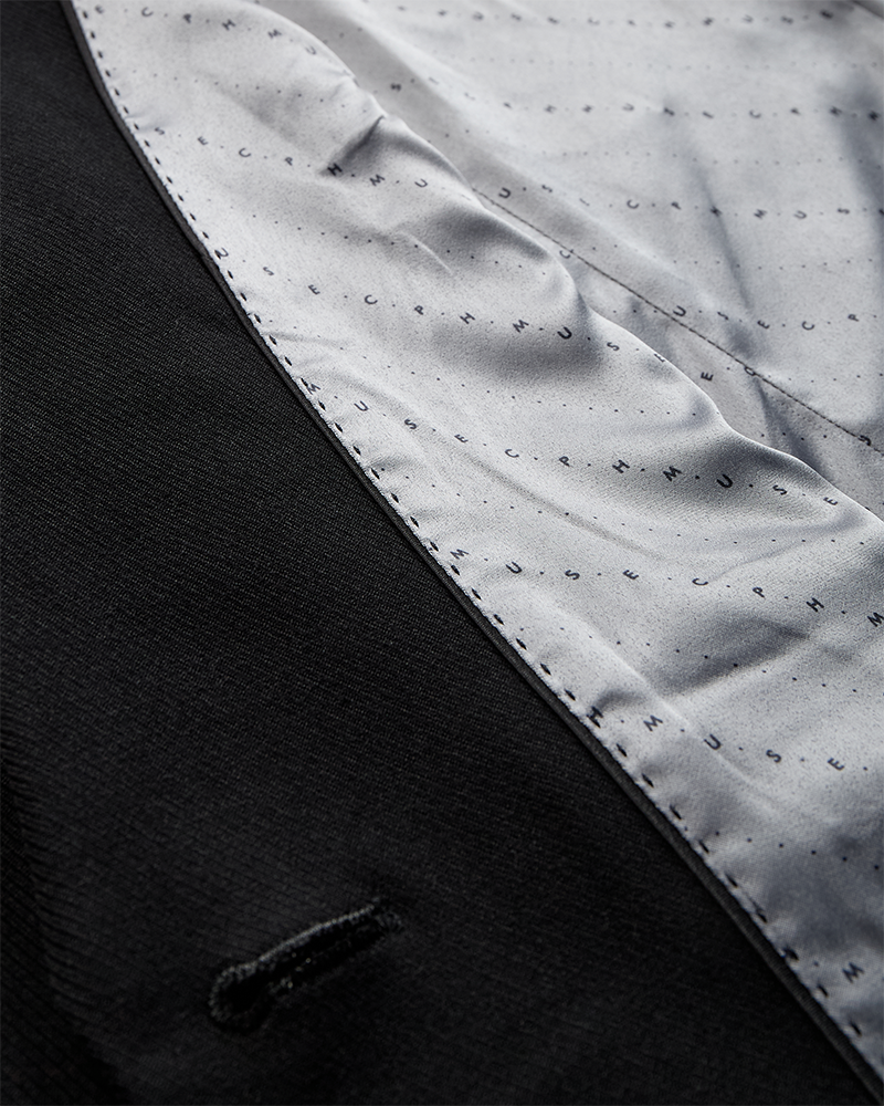 CMTAILOR - KORT BLAZER I SORT