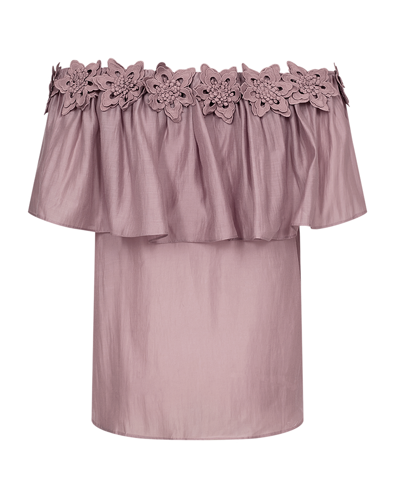 CMMOLLY - OFF-SHOULDER BLUSE MED HÅNDSYEDE BLOMSTER I ROSA