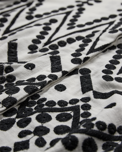 CMEMBROIDERY - SKJORTE MED ALLOVER BRODERI I HVID OG SORT,RÅHVID