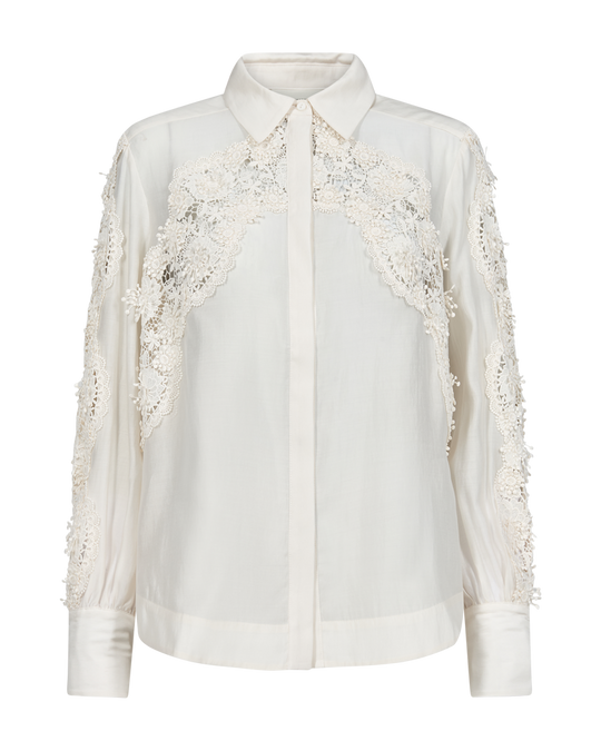 CMMOLLY - SKJORTE MED BLONDER I RÅHVID