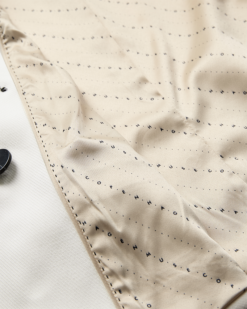 CMTAILOR - DOBBELTRADET KORT BLAZER I RÅHVID