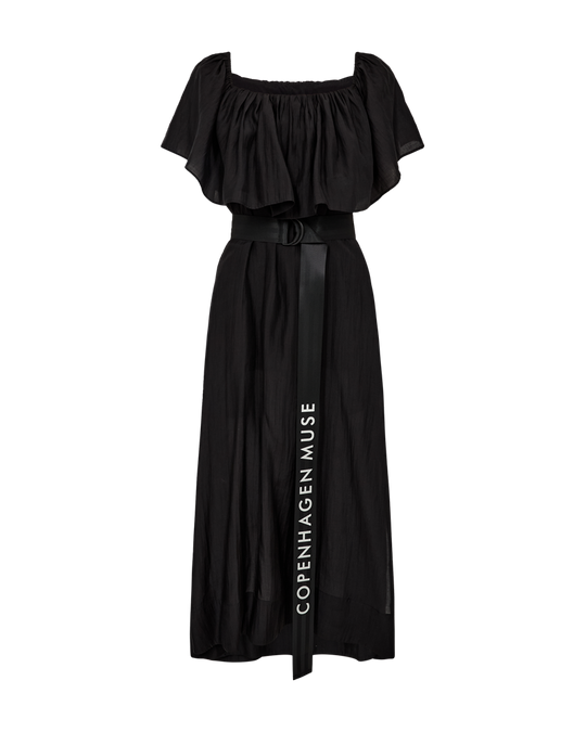 CMMOLLY - KJOLE MED FLÆSER OG BÆLTE I SORT