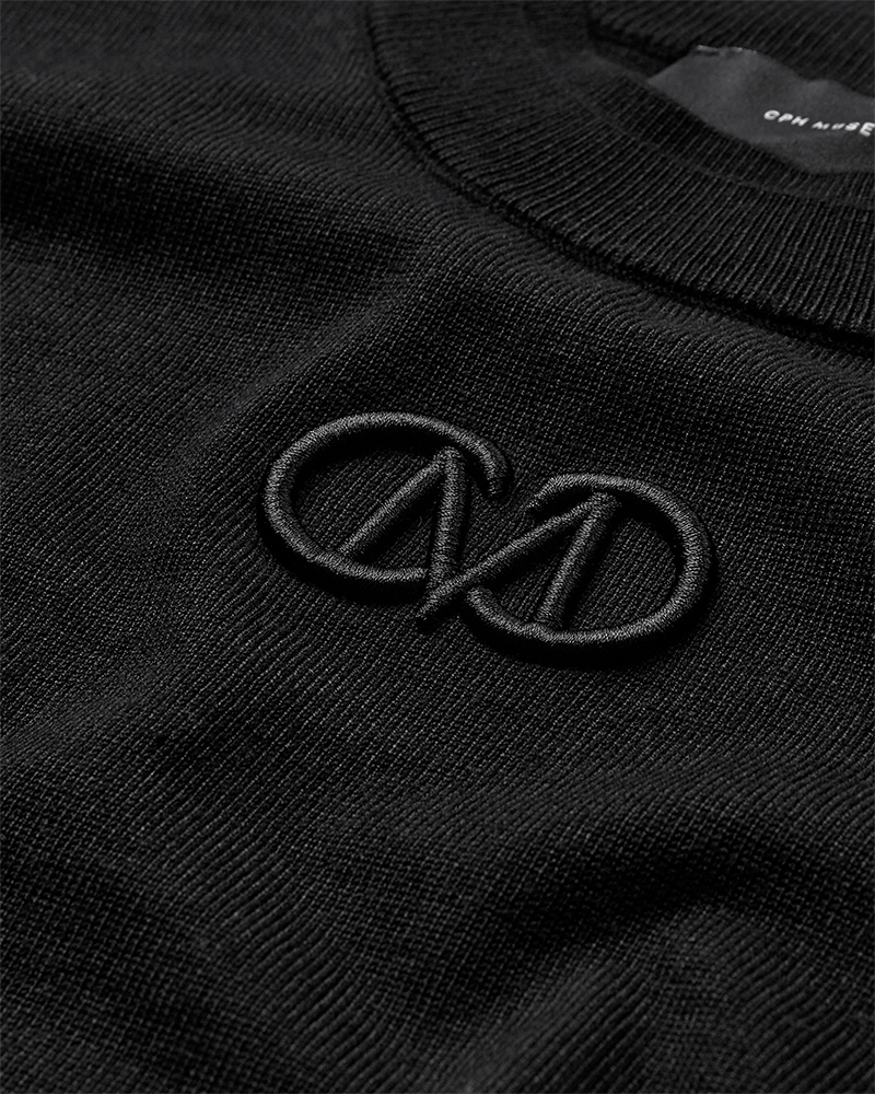 CMVERAN - PULLOVER MED LOGODETALJE I SORT