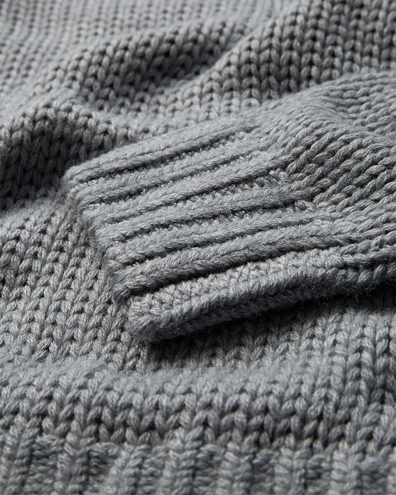 CMYASMIN - GROVSTRIKKET PULLOVER I GRÅ