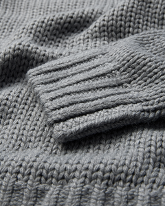 CMYASMIN - GROVSTRIKKET PULLOVER I GRÅ