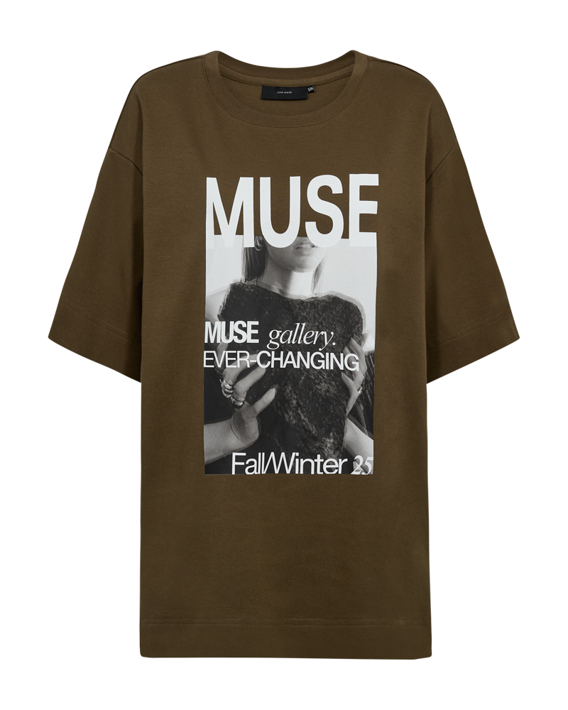 CMMUSE - OVERSIZED T-SHIRT MED PRINT I GRØN