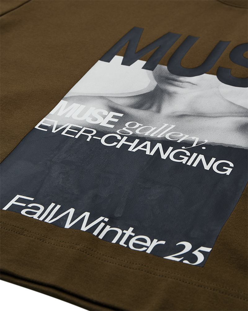 CMMUSE - OVERSIZED T-SHIRT MED PRINT I GRØN