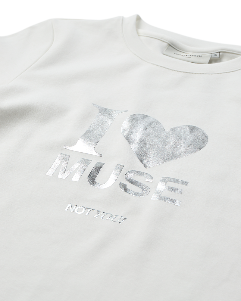 CMMUSE - T-SHIRT I RÅHVID
