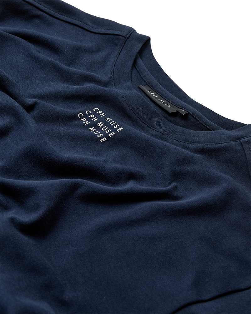 CMMUSE - OVERSIZE T-SHIRT I BLÅ